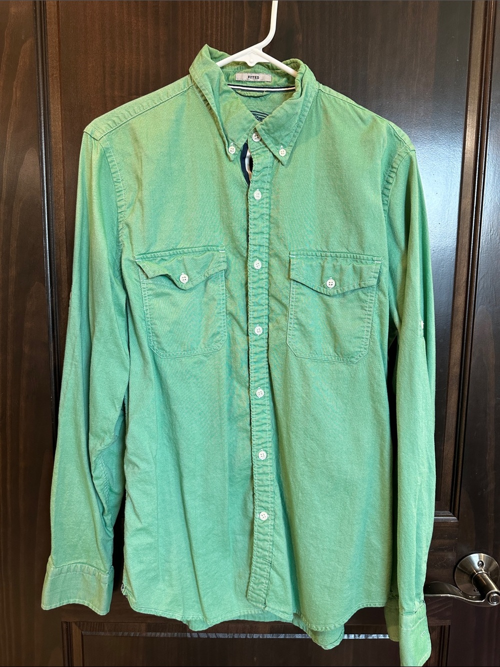 Express Men's Light Green Button-Down Shirt with Chest Pockets SIZE M 🍀